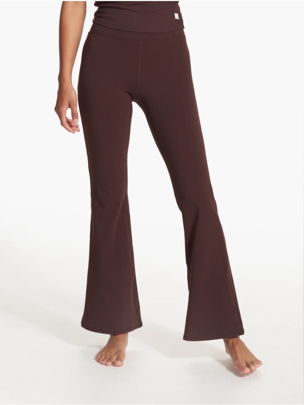 Vuori Studio Flare Performance Leggings in Brown Size Medium